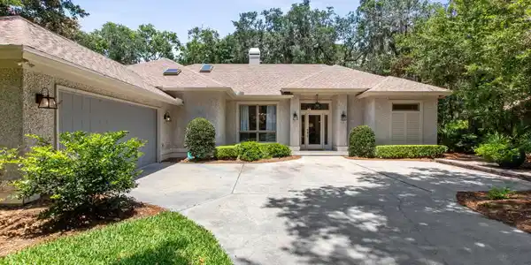 15 MARSH CREEK Road