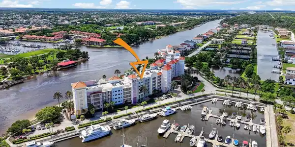 102 YACHT HARBOR Drive