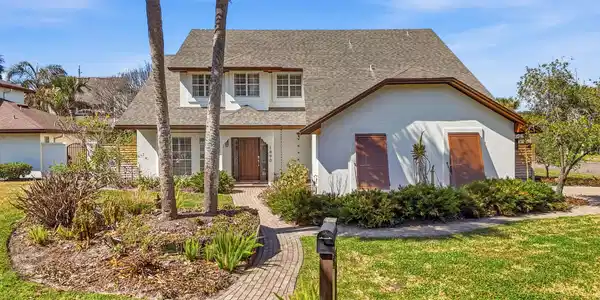 1890 BEACHSIDE Court