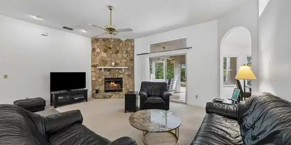 Image 2: 12-web-or-mls-1384 Harrison Point Trail
