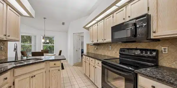 Image 3: 22-web-or-mls-1384 Harrison Point Trail