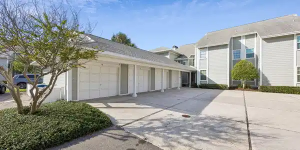 Image 2: 1-web-or-mls-91 San Juan Dr E3-1