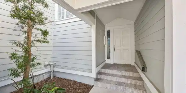 Image 3: 2-web-or-mls-91 San Juan Dr E3-2
