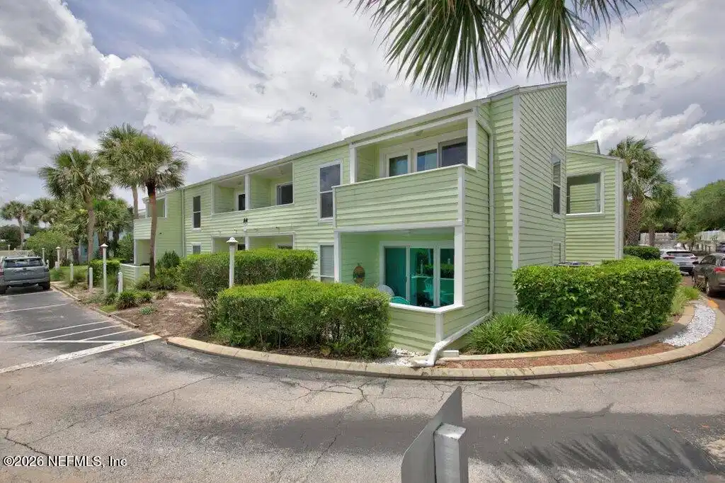 Image 1: Front of Building