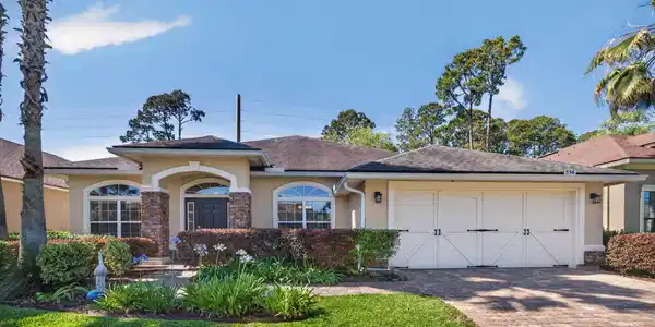 536 SPANISH Way W