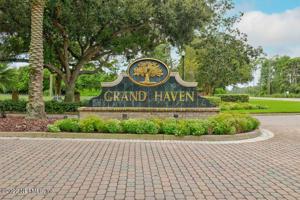 3 ST ANDREWS CT