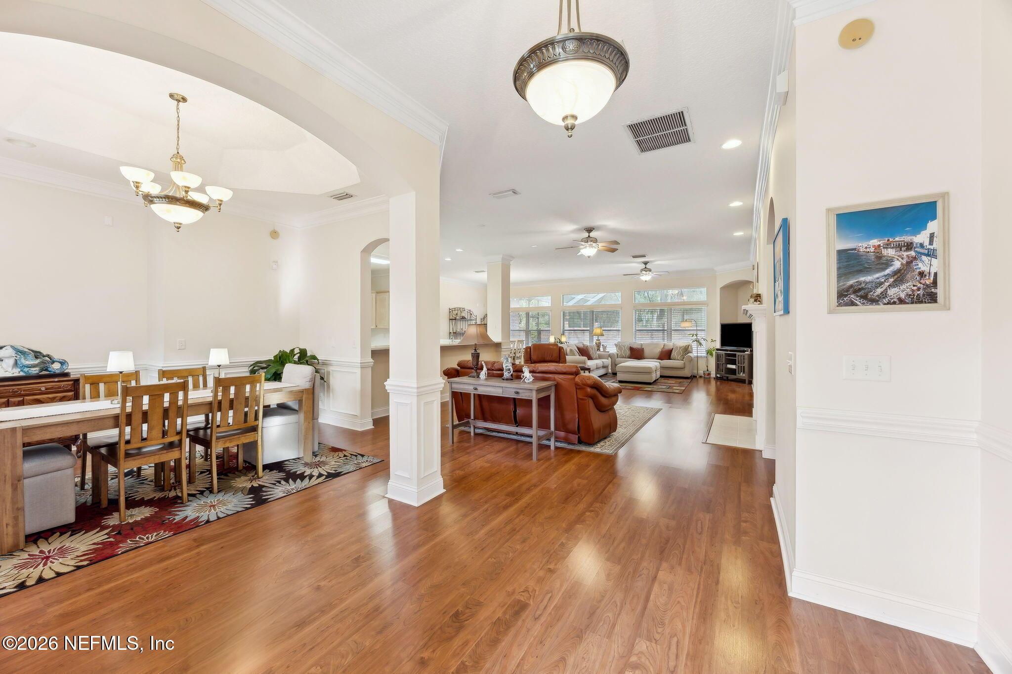 Image 4: 7 108-web-or-mls-1_RESHOOT_96075 High Po