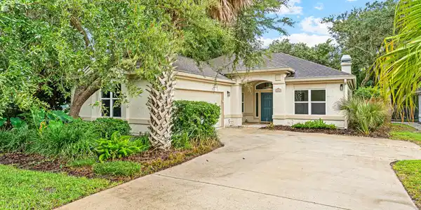 1872 OCEANSIDE Lane