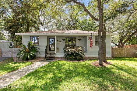 307 S 18TH Street