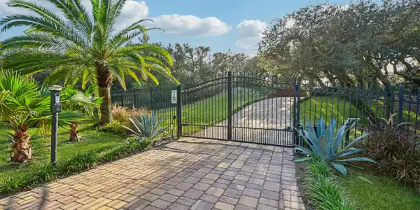 Image 2: Paver gate closed