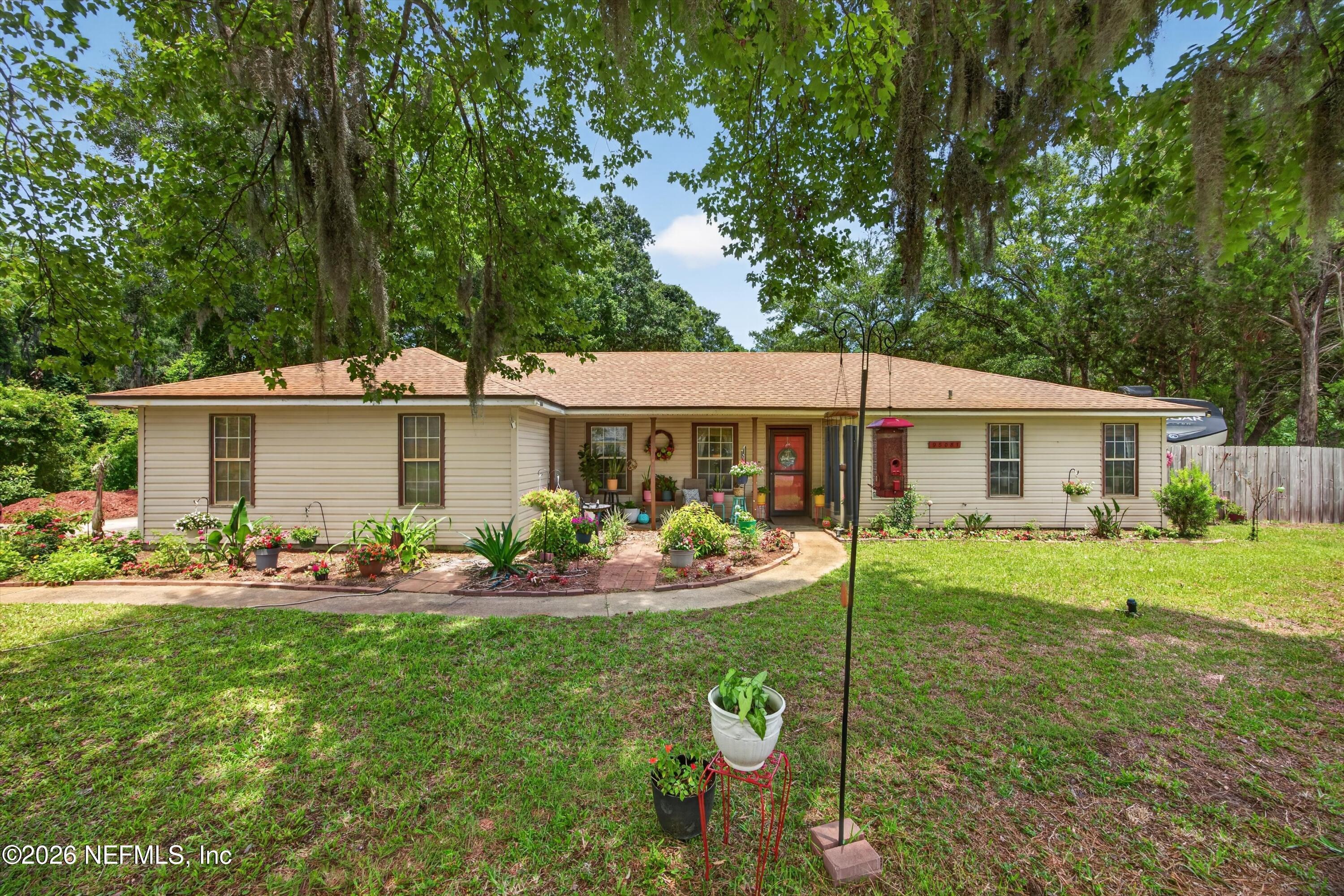 Image 3: 04-95081 Wildwood Cir-35
