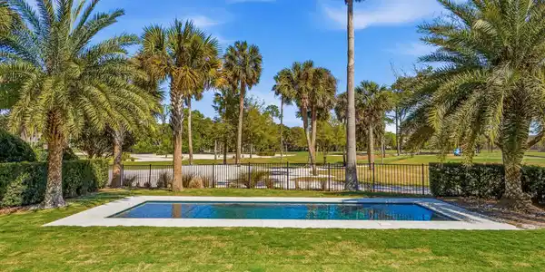 1877 ATLANTIC BEACH Drive