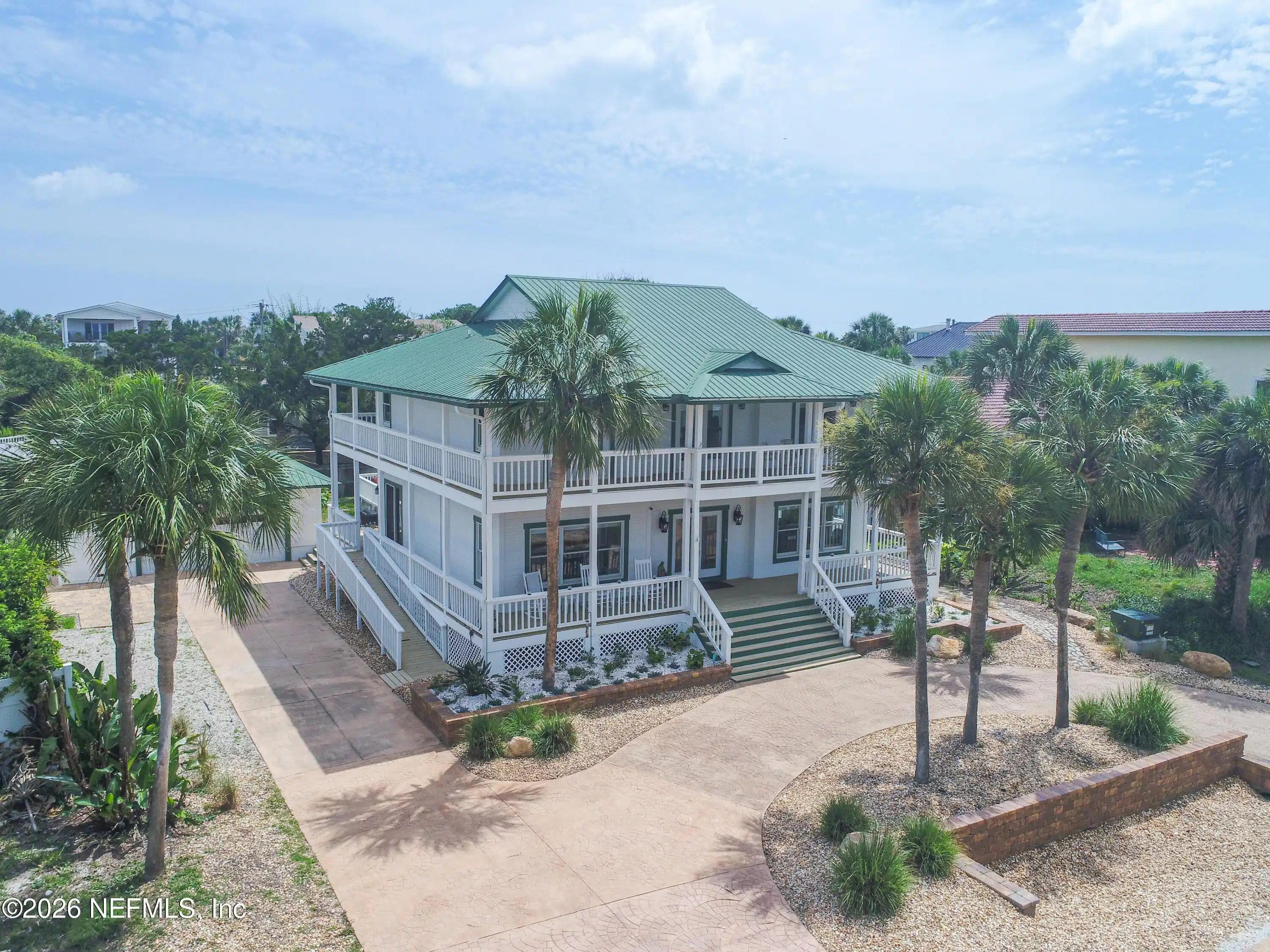 Image 1: 304 Genoa Rd