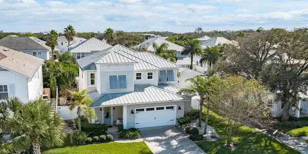 4115 AVALON Circle