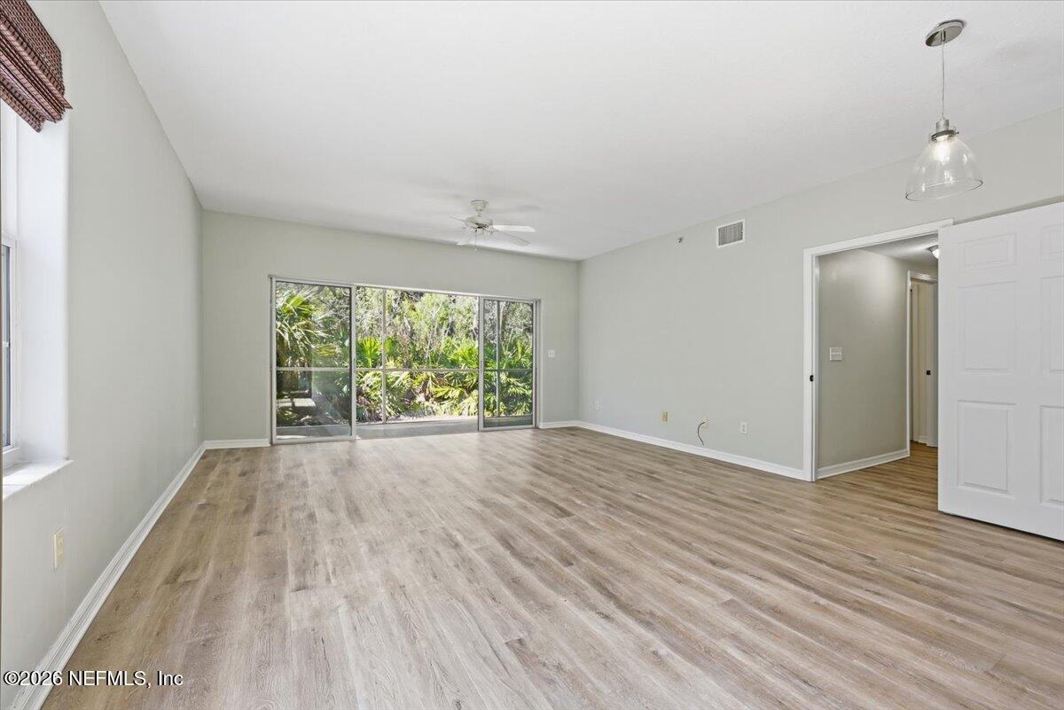 Image 3: Dining and Living Room to Lanai