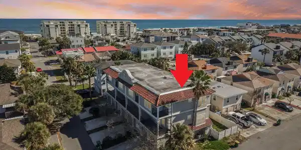 210 21ST Avenue S
