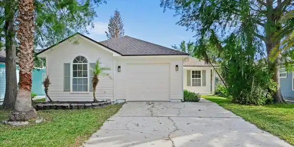 909 GAVAGAN Road
