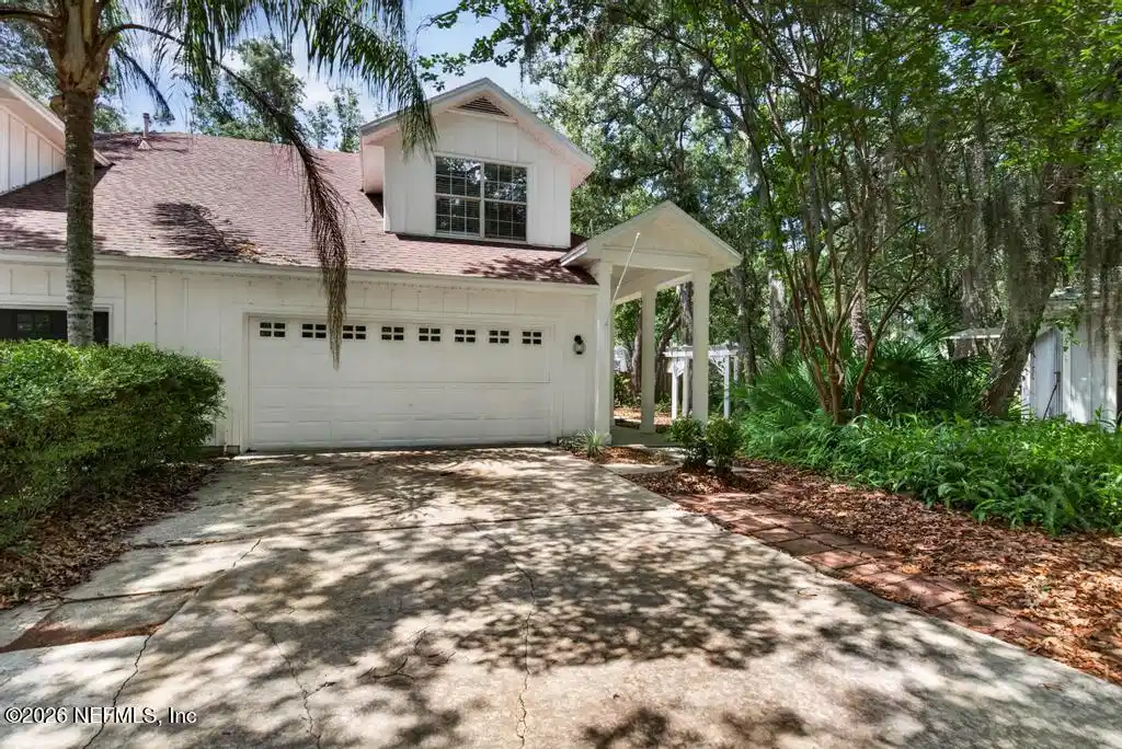 Image 1: 2019 Village Ln-1