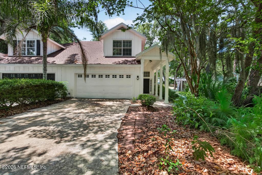Image 3: 2019 Village Ln-3