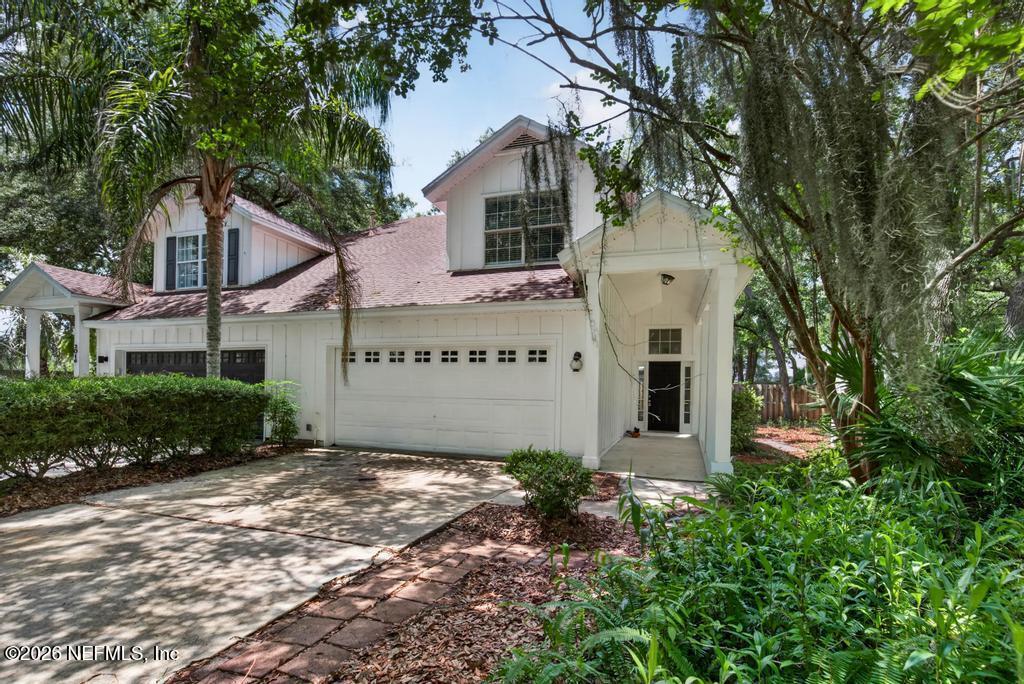Image 4: 2019 Village Ln-4