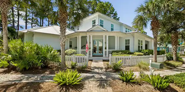 3710 ROYAL PALM Key