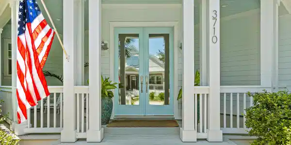 Image 3: Front Exterior