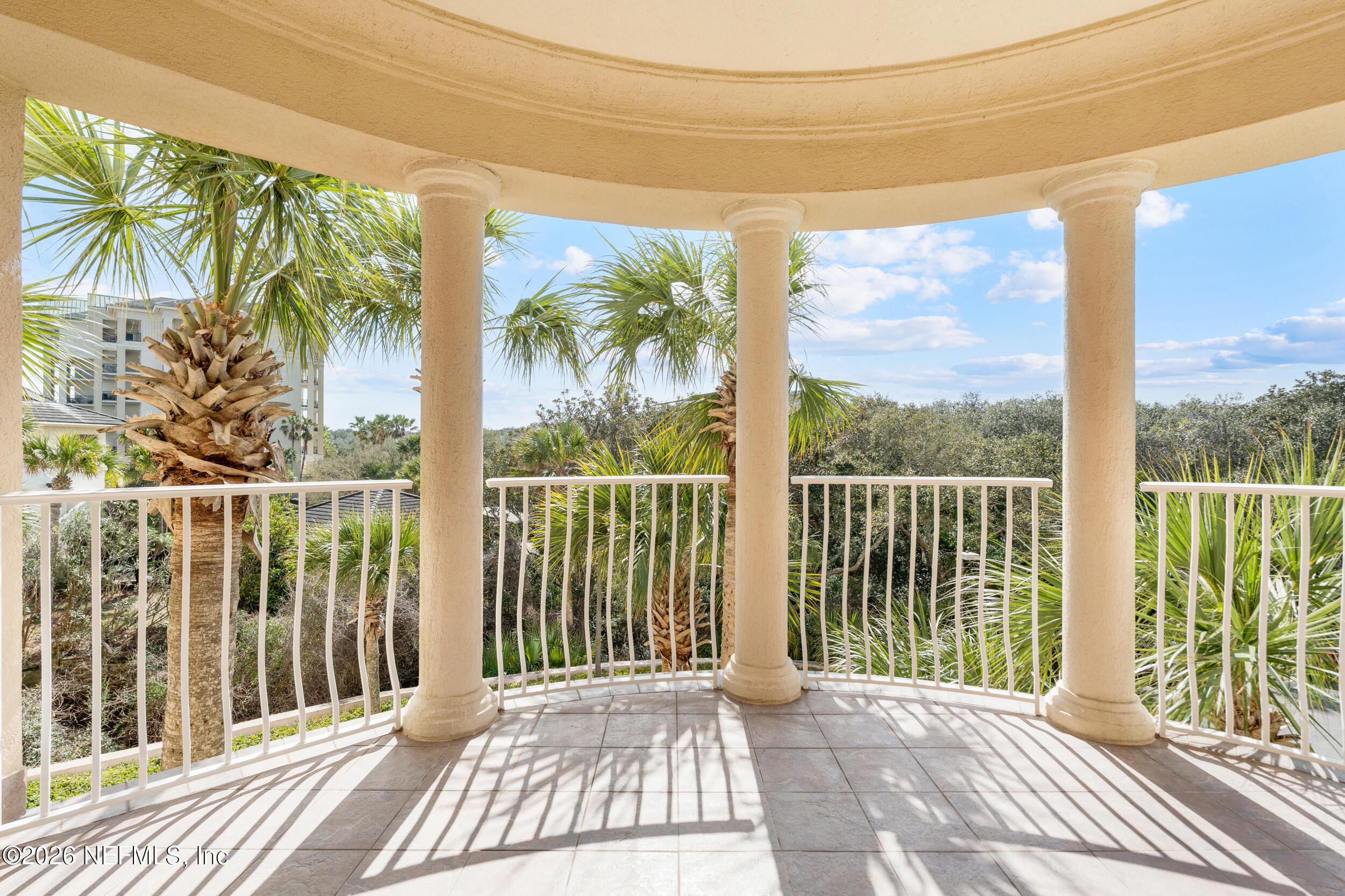 Image 4: 42_a7408126