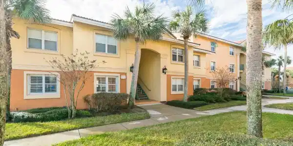 102 LAGUNA VILLA Boulevard