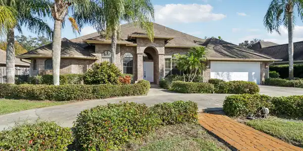 1555 BANANA Drive