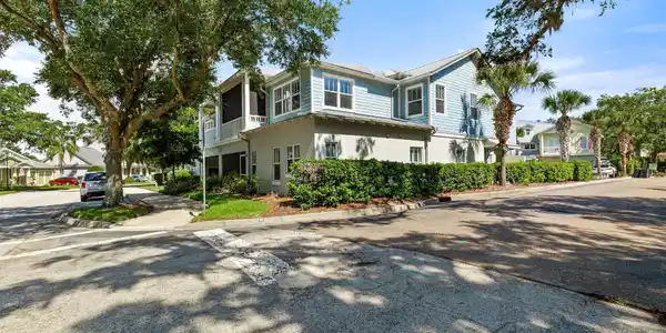 308 HIGH TIDE Drive