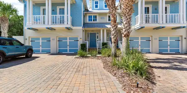 Image 2: 9-web-or-mls-308 High Tide 201-9