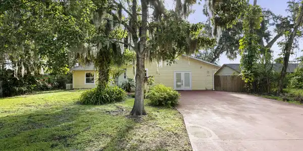 2419 LIME TREE Drive