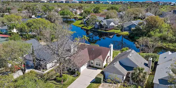 313 CHARLEMAGNE Circle