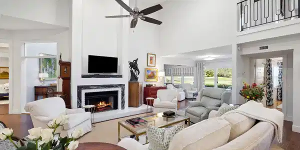 Image 3: Great Room