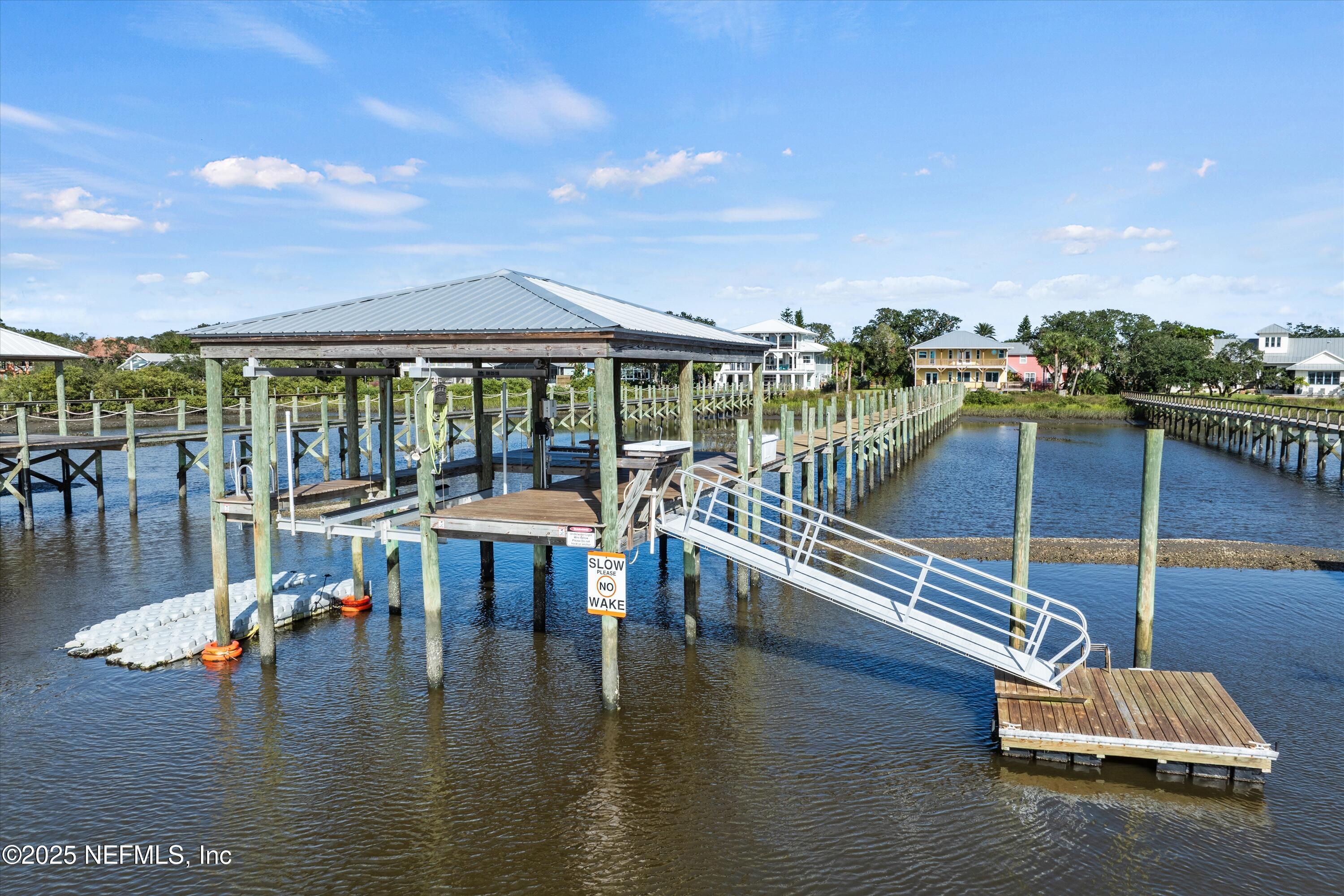 Image 2: 49-Dock