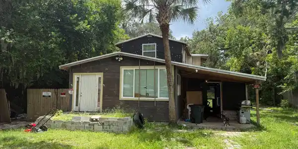 127 12TH Street