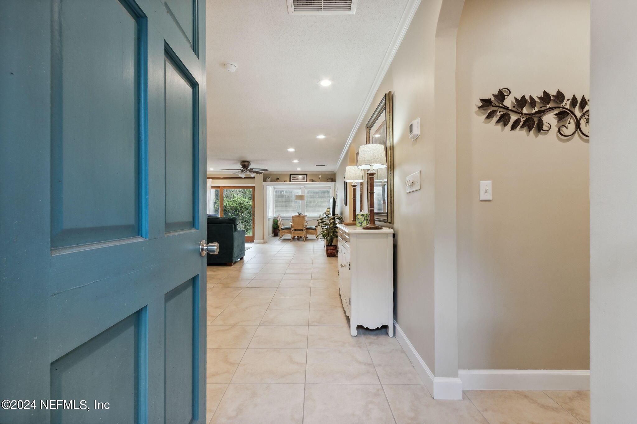 Image 2: SeaMarsh_Foyer