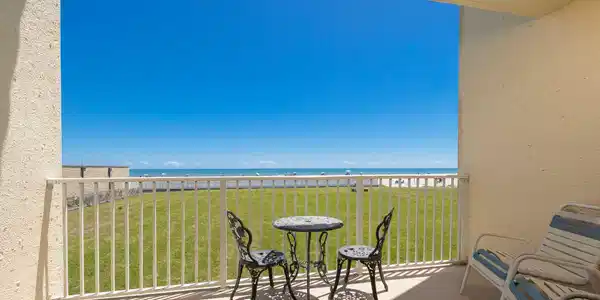 390 A1A BEACH Boulevard