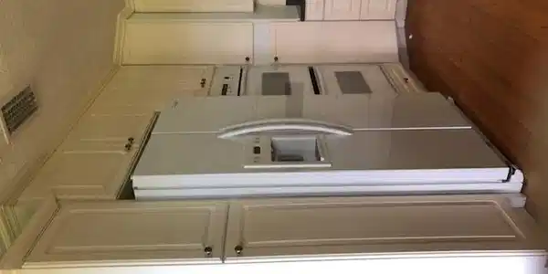 Image 2: 1