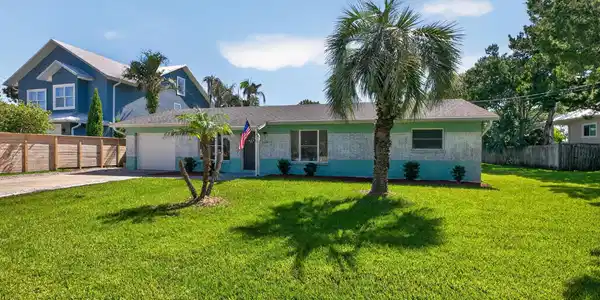 Image 3: 5448 3rd St (5)