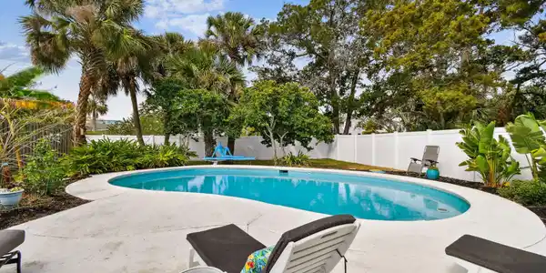509 ARRICOLA Avenue
