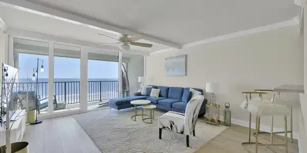 2100 OCEAN Drive
