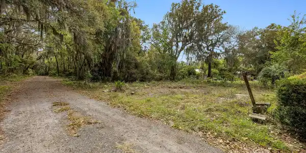 Image 3: 20-web-or-mls-3_1624 Stewart Ave