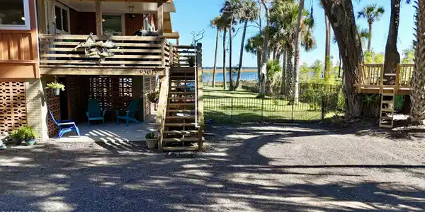 Image 4: Front of home