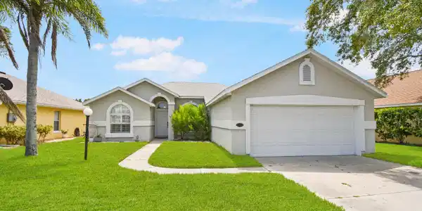 509 PENINSULA Court