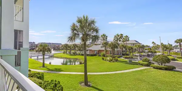 285 ATLANTIS Circle