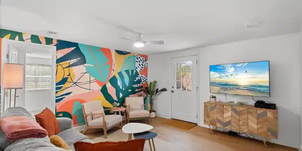 Image 3: Family Room
