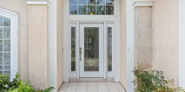 Image 4: 03-Porch