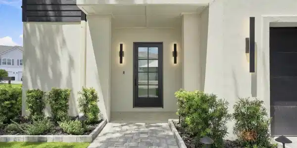 Image 4: 04-Front Porch