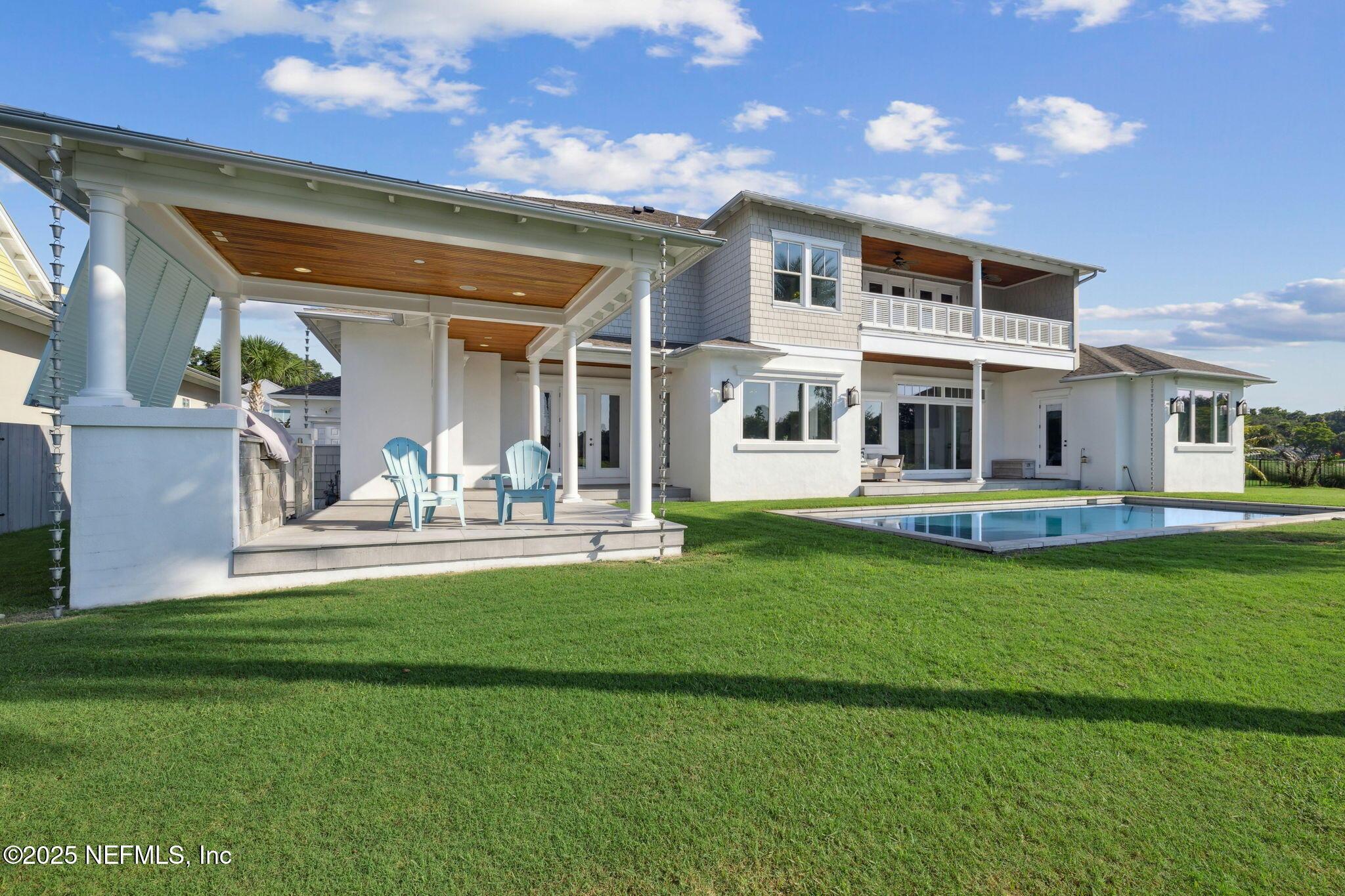 Image 4: Rear Elevation